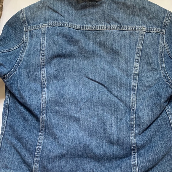 Levi Jacket - Picture 4 of 5